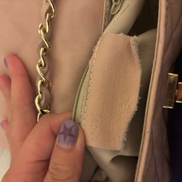 Quilted Pink Crossbody Bag (100% LEATHER) - Picture 2 of 9